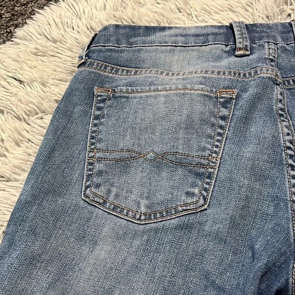 Lucky Brand Boardwalk Bermuda Shorts Size 8 - Picture 9 of 12